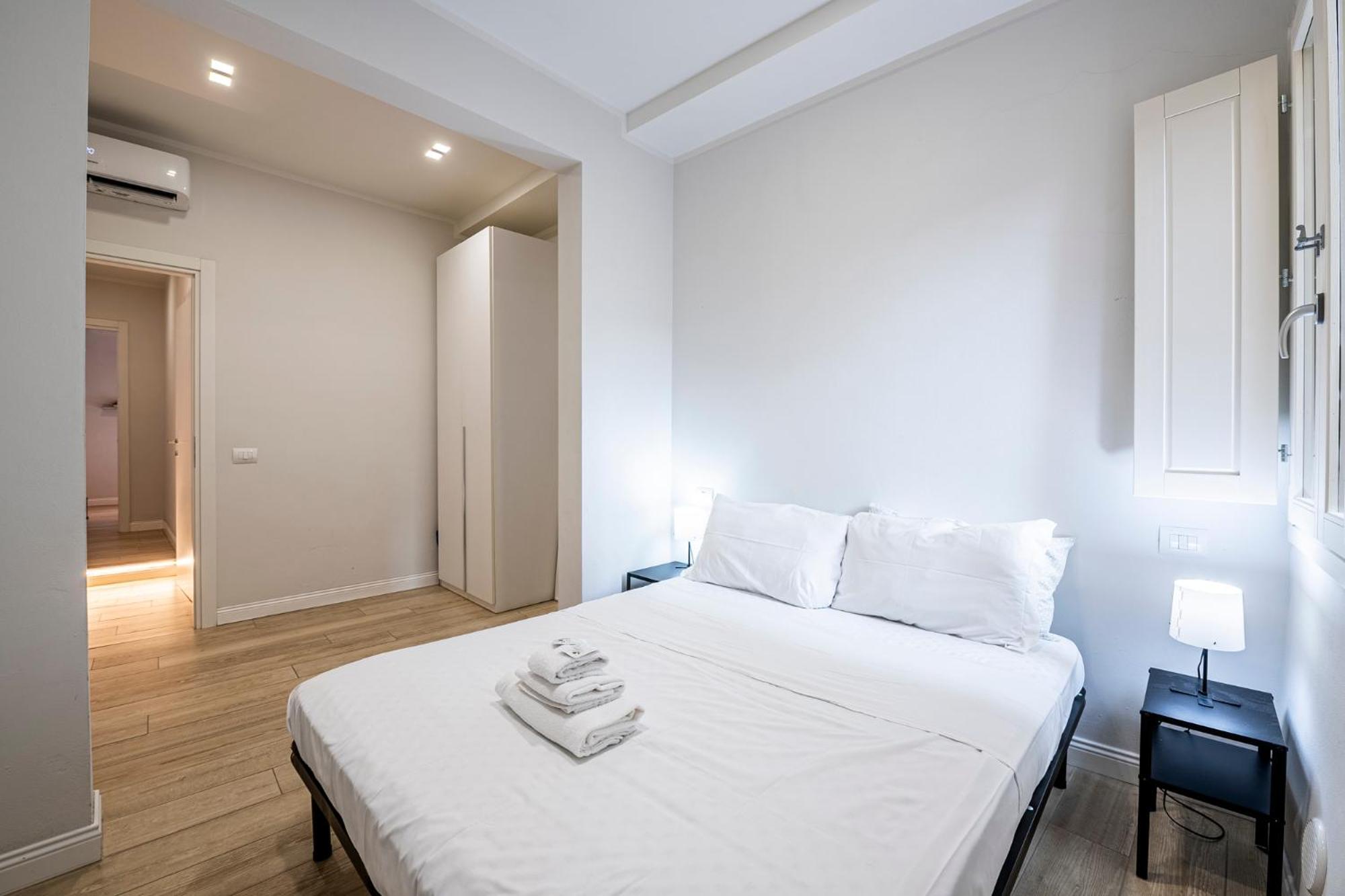 10 Minuti Duomo - Double Suite Con Idromassaggio Florens Exteriör bild
